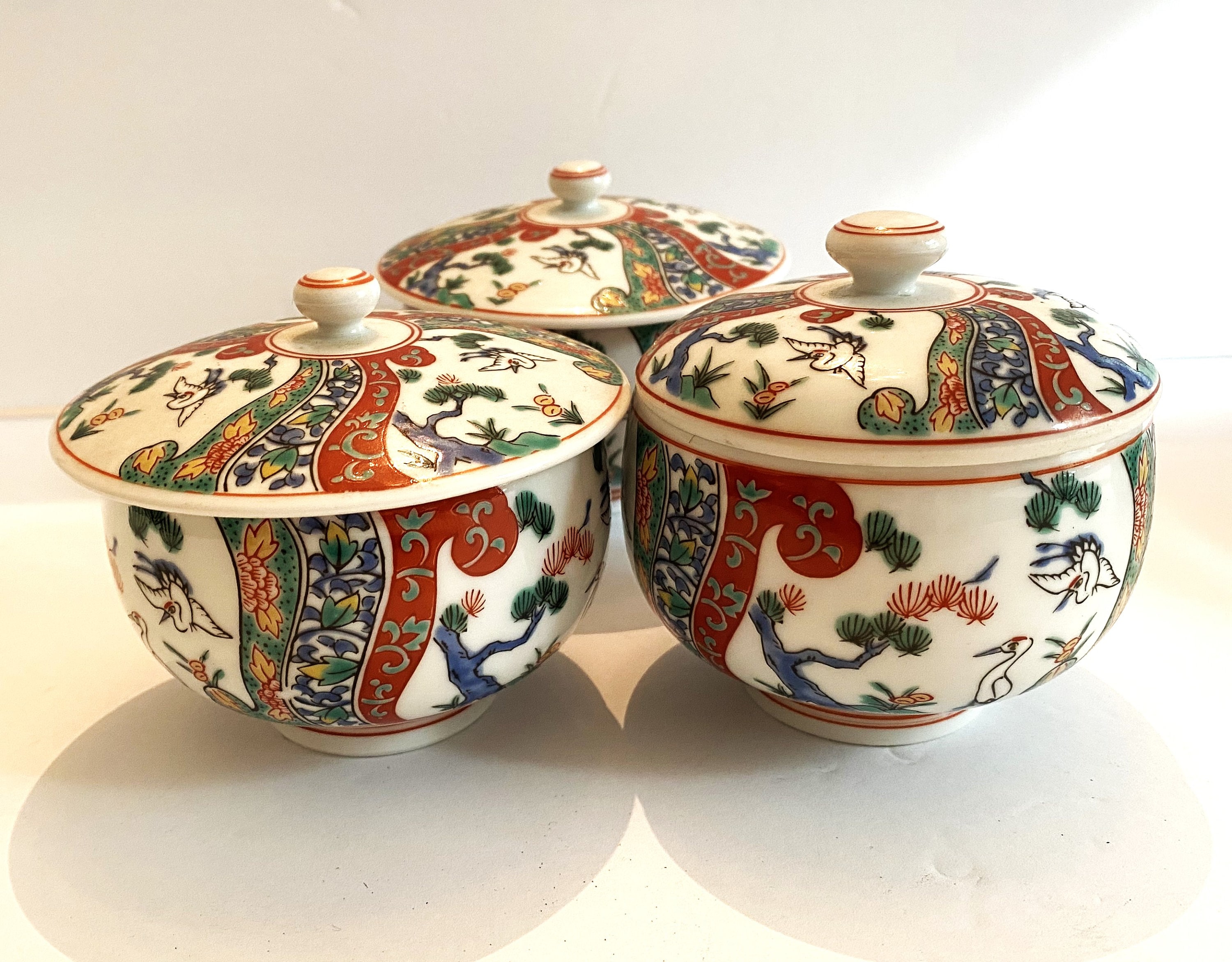 Vintage Traditional Japanese Teapot With 3 Cups With Lids