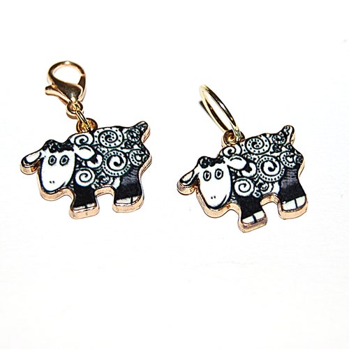 Stitch marker sheep color choice begging pendant funny charm small sheep pendant bracelet