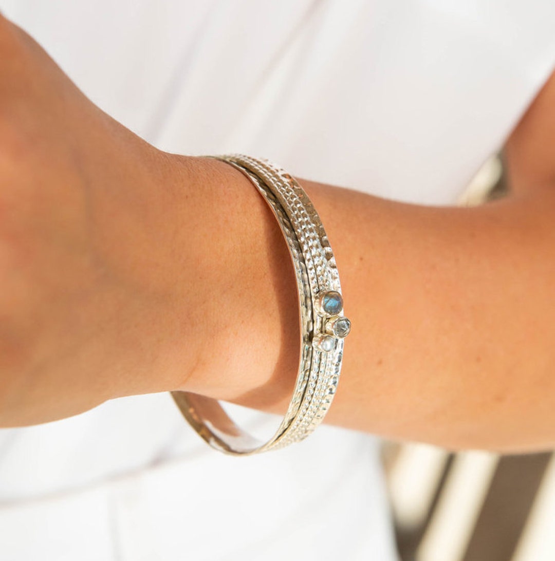 Buy Spinning Bangle, Silver Bangle, Gemstone Bangle, Silver Spinning  Bangle, Spinning Jewellery Online in India