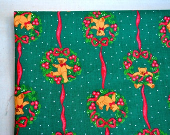 Sandvika Veveri Norway Christmas vintage cotton fabric 57*21 inches green wreath red ribbons and teddy bear