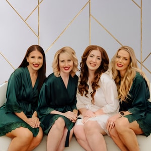 Bridesmaid Robes, Bridesmaid Gifts, Bridesmaid Proposal, Monogram Robe, Getting Ready Robes, Bridal Party Robes, Bride Robe, Silk Robes