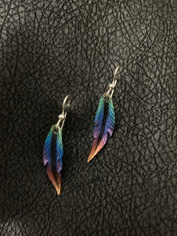 Lavender feather and leather earrings with hints of neon rainbow colors Neon Feather Earrings - Etsy main image 2