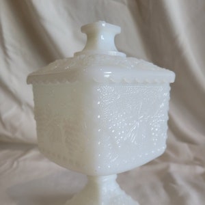 Vintage milk glass grape pattern candy dish on pedestal with lid