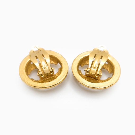 Authentic CHANEL Gold Tone Metal CC Clip On Earri… - image 4