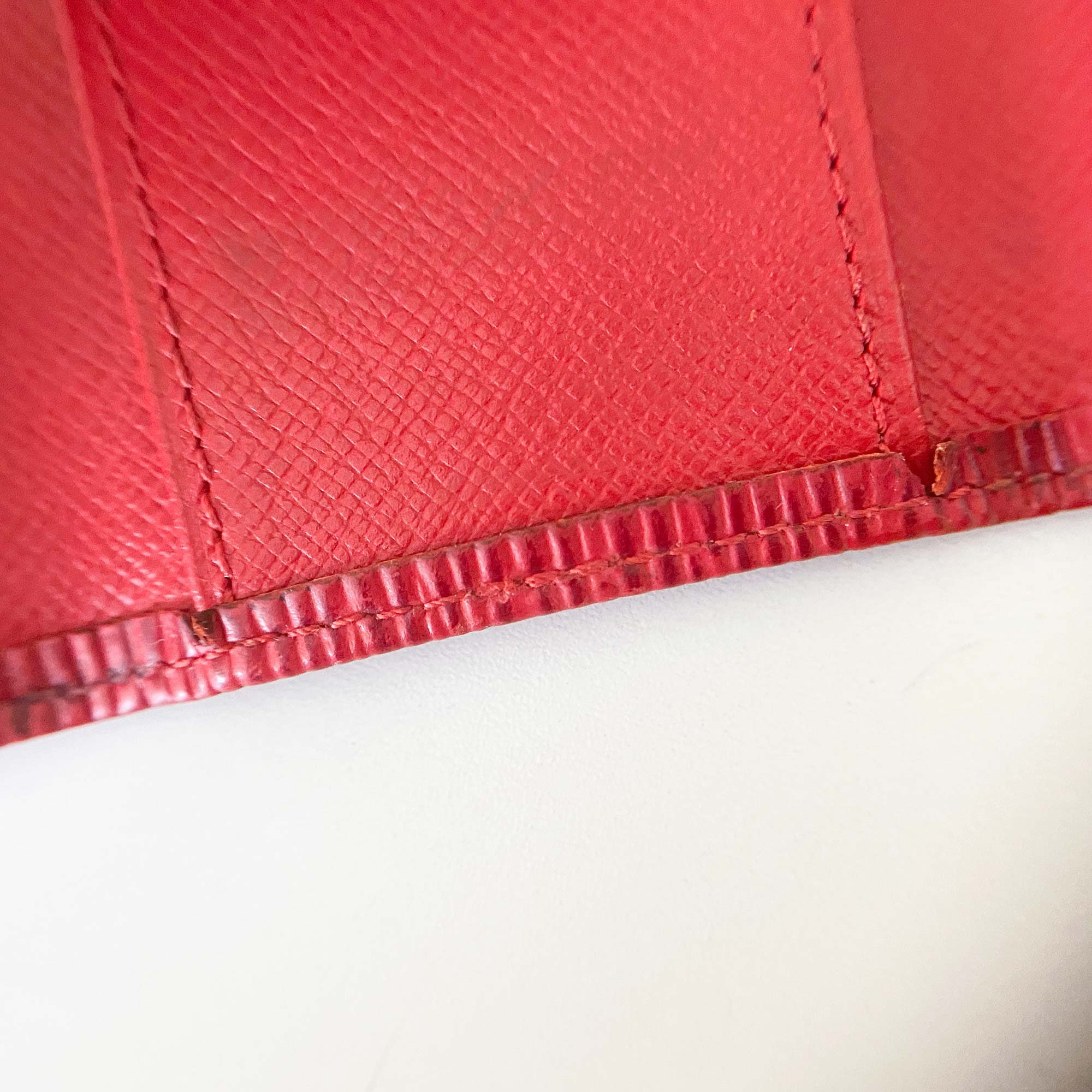 Authentic Louis Vuitton Vintage 1995 Red Epi Leather 6 Key Case - Ruby Lane
