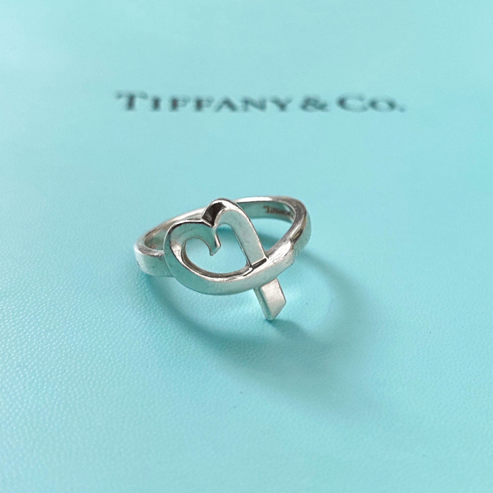 Tiffany&Co Paloma Picasso イニシャルV SV925-