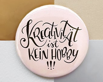 Taschenspiegel Handettering "KREATIVITÄT ist kein Hobby!!!" mit Spruch von cute as a button