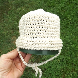 Crocheted Baby Hat, Off White Cotton Bonnet, Size 3 Months, Tied Baby Bonnet, Infant Beanie, Baby Shower Gift, Soft Cotton Baby Cap