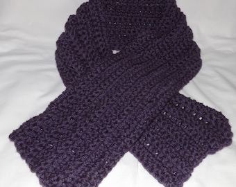 Bufanda de lana merino tejida a crochet, color morado, de invierno, de 130 cm de largo, acanalada, suave y voluminosa, con estampado de uvas, ideal para Navidad.