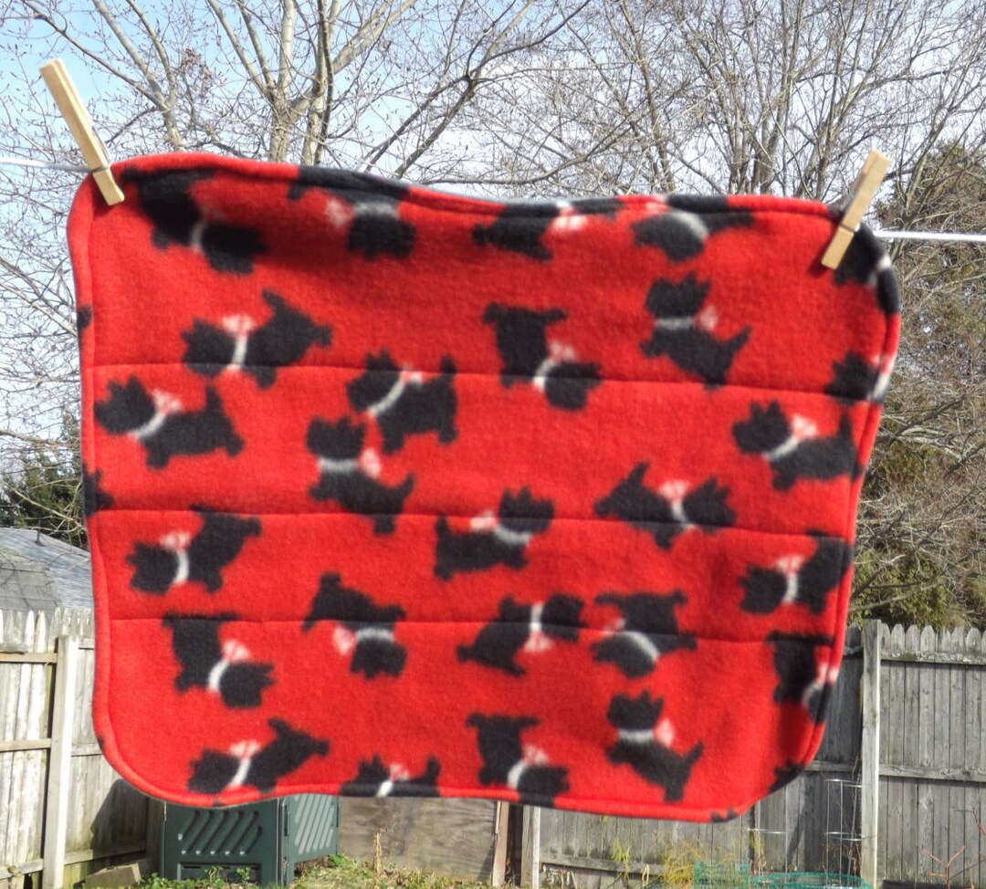 Scotty Rug Mat Dog Sleeping Mat, Red & Black Fleece Scotty Mat, Reversible, 21