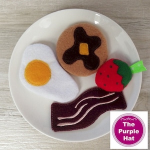 ITH Funky Foods Breakfast 4x4 machine embroidery in the hoop project - felt food - pretend play - bacon egg strawberry pancake - soft toys