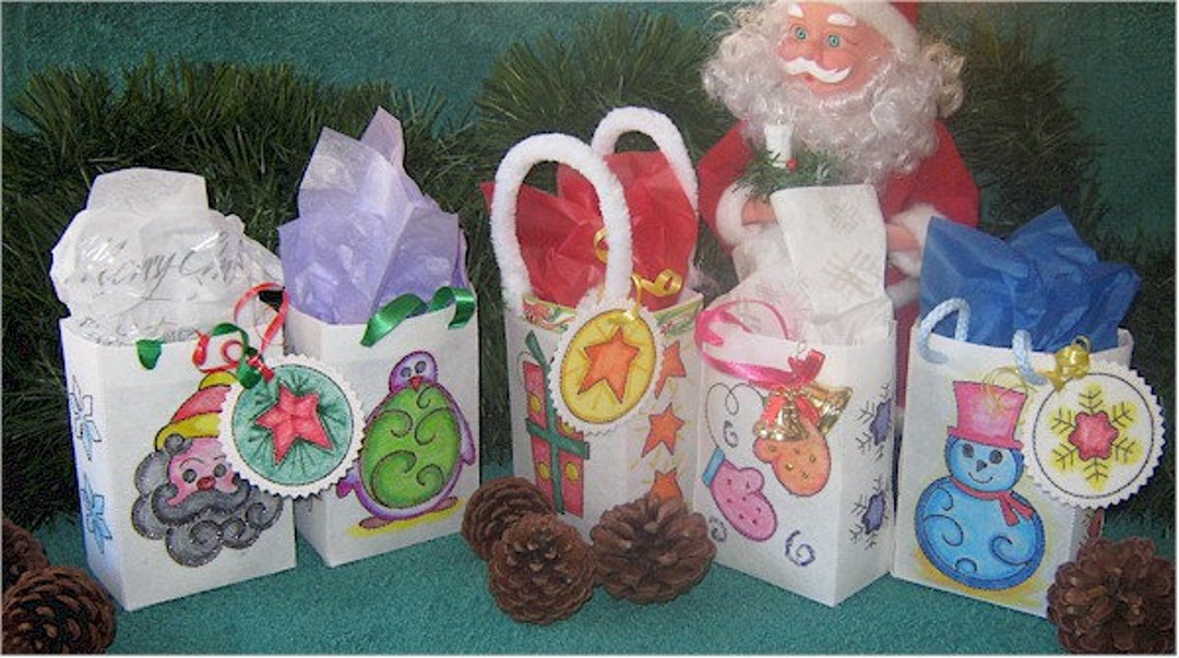 Holiday Gift Bags Bundle - In the Hoop - Fits a 5x7 and 6x10 Hoop