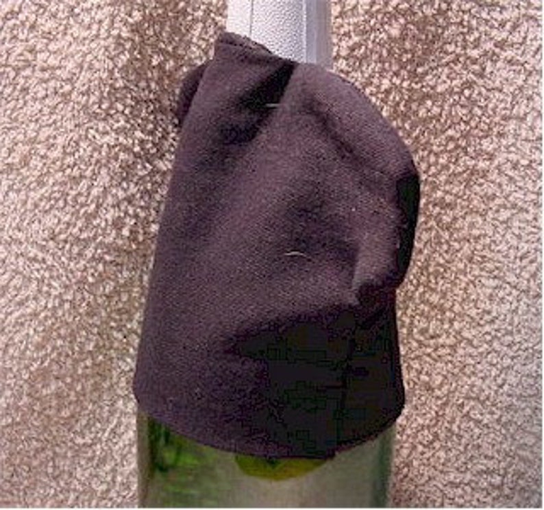 ITH Halloween Dracula inspired Bottle T-shirt 5x7 machine embroidery hus pes jef in the hoop project instant download