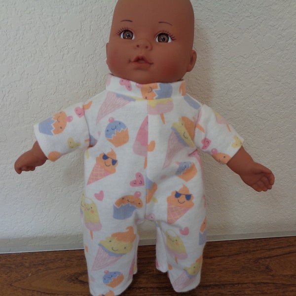 Ice Cream Social Sleeper for Tiny 7 to 8 Inch Dolls, Teddy Bears, Stuffed Animals and other Small Dolls