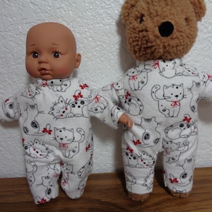 Sleeper for 7-8 Inch Dolls, Teddy Bears, Stuffed Animals and other Small Dolls in White Cats Cotton Flannel