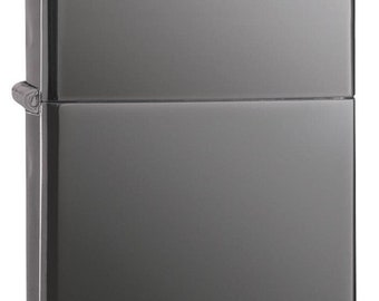 Accendino Zippo nero con incisione personalizzata