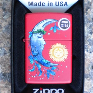 Accendino Zippo Fusion inciso, sole e luna, design rosso opaco, personalizzato, inciso