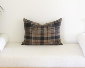 Housse de coussin à carreaux Jolene taupe et anthracite (prête à être expédiée)