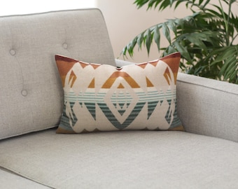 Housse de coussin 12x18 en laine Agate Beach, coloris cuivre et bleu, légère (prête à être expédiée)