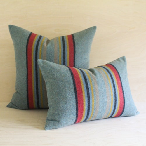 Yakima Housse de coussin Camp Stripe en laine mérinos en vert chiné, housse de coussin de cabine du nord-ouest du Pacifique (fabriqué sur commande)