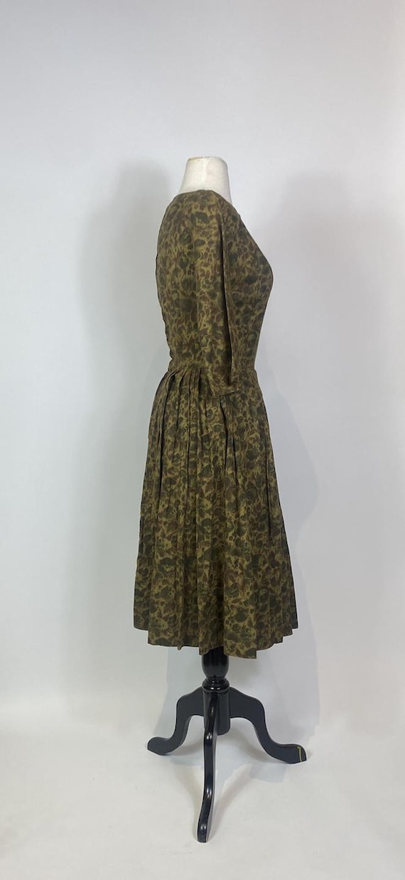 1950s Green Floral Print Cotton Swing Dress - image 4
