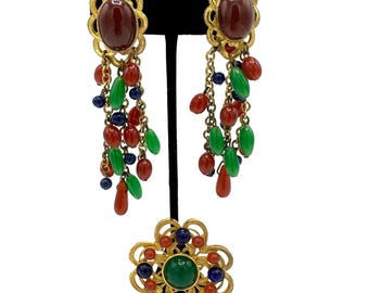 Conjunto vintage de pendientes y broche de cristal Gripoix de Miriam Haskell, años 50.