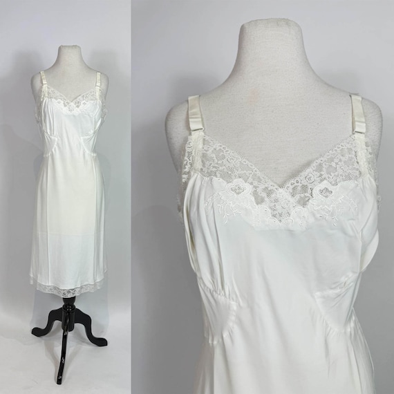 1950s - 1960s Barbizon White Crepe Lace Slip Dress - image 1