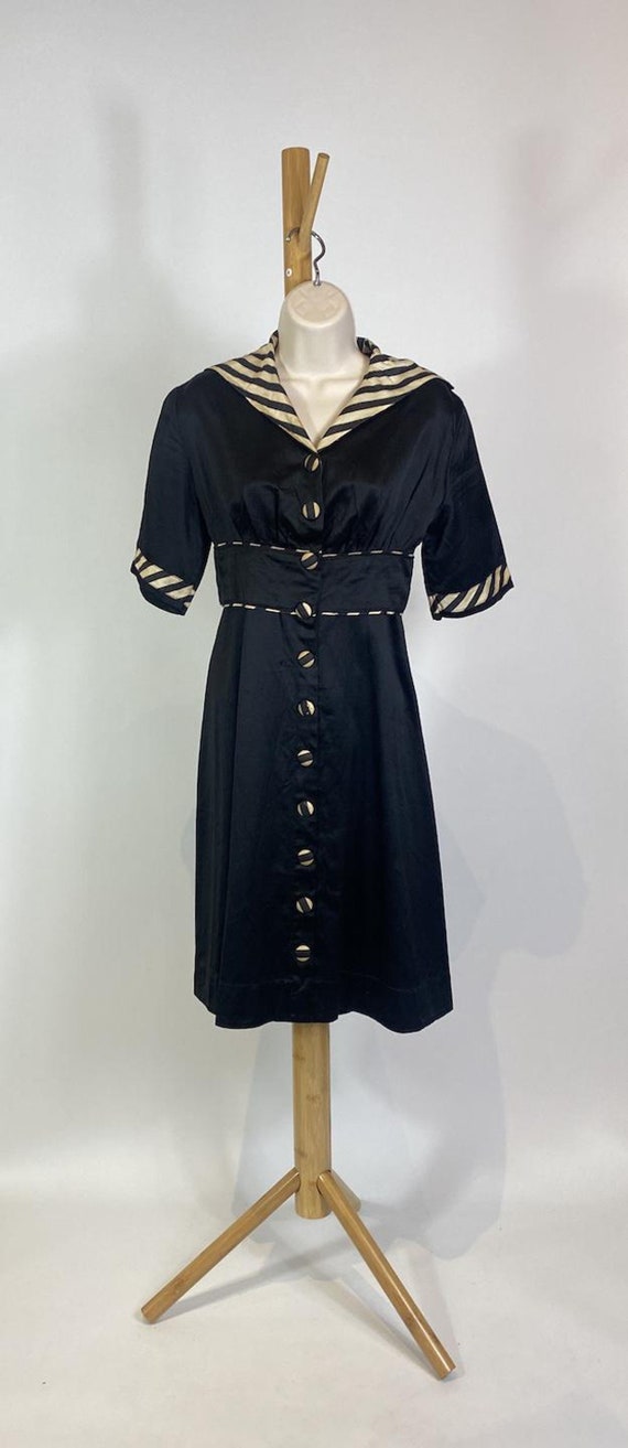 1940s Black Cotton Striped Trim Day Dress - image 2