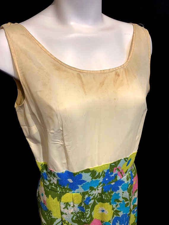 1960's Bright Floral 2 Piece Dress - image 10