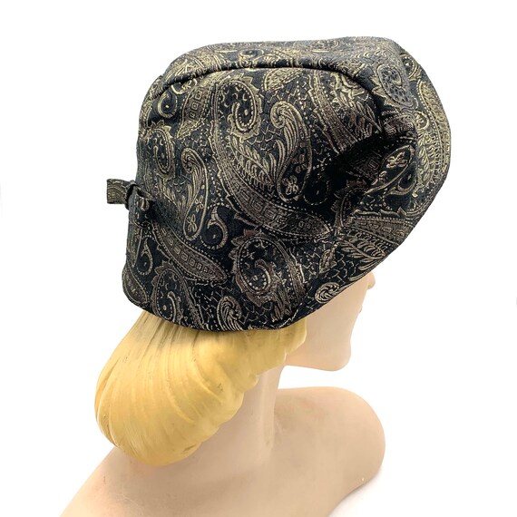 1960s Metallic Sculptural Paisley Brocade Beret S… - image 2