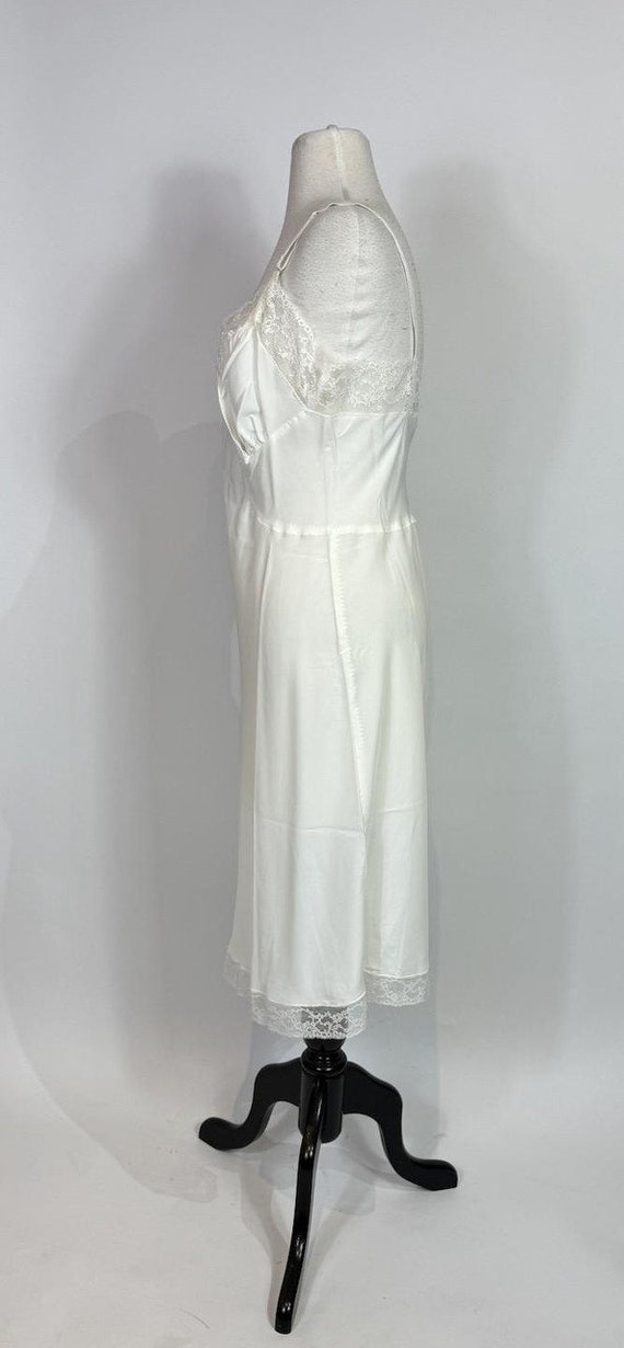 1950s - 1960s Barbizon White Crepe Lace Slip Dress - image 5
