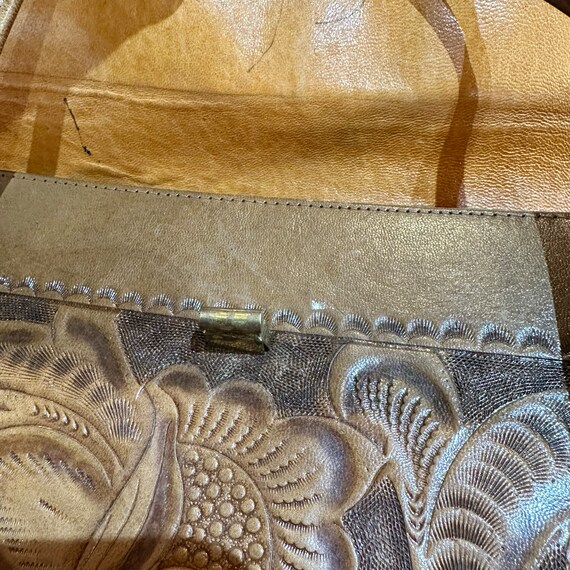 1970s Avelar Tooled Leather Top Handle Bag - image 10