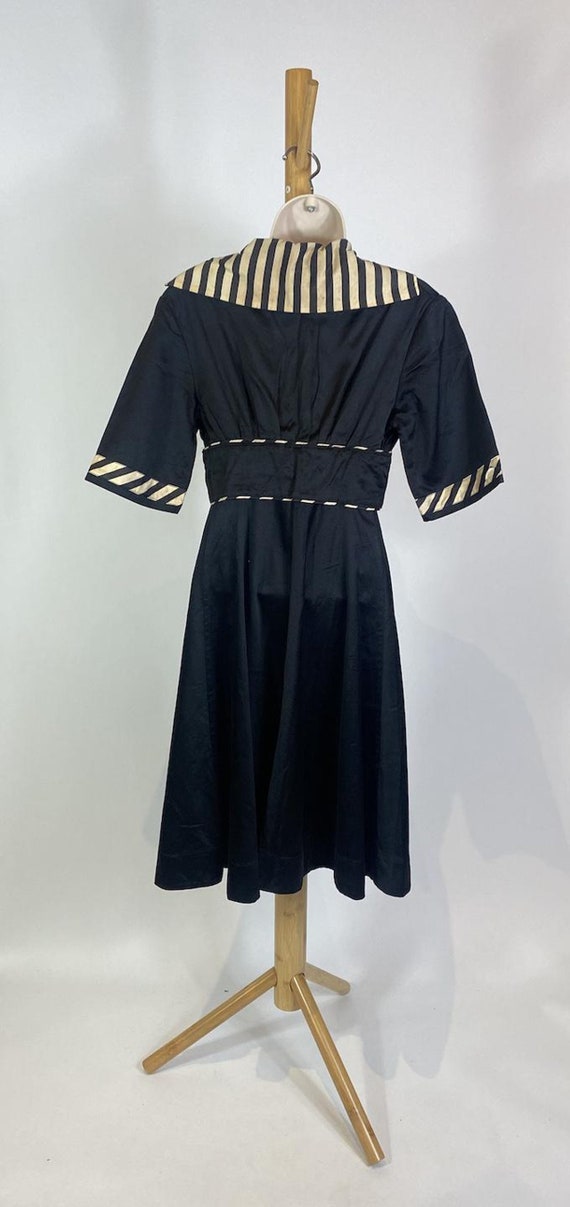 1940s Black Cotton Striped Trim Day Dress - image 5