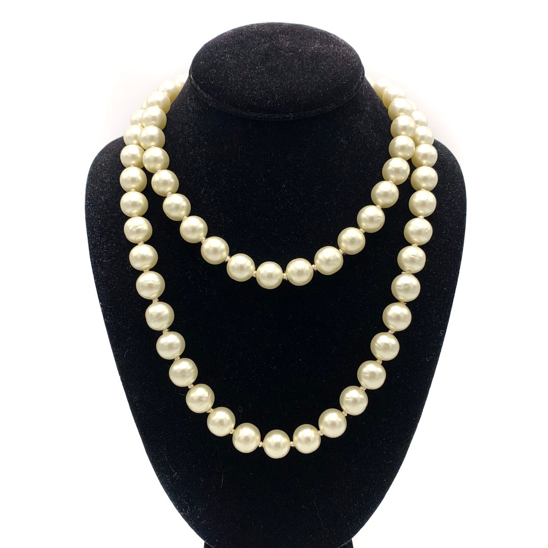 CHANEL CC PEARL Crystal Long Statement Necklace / C293-2382
