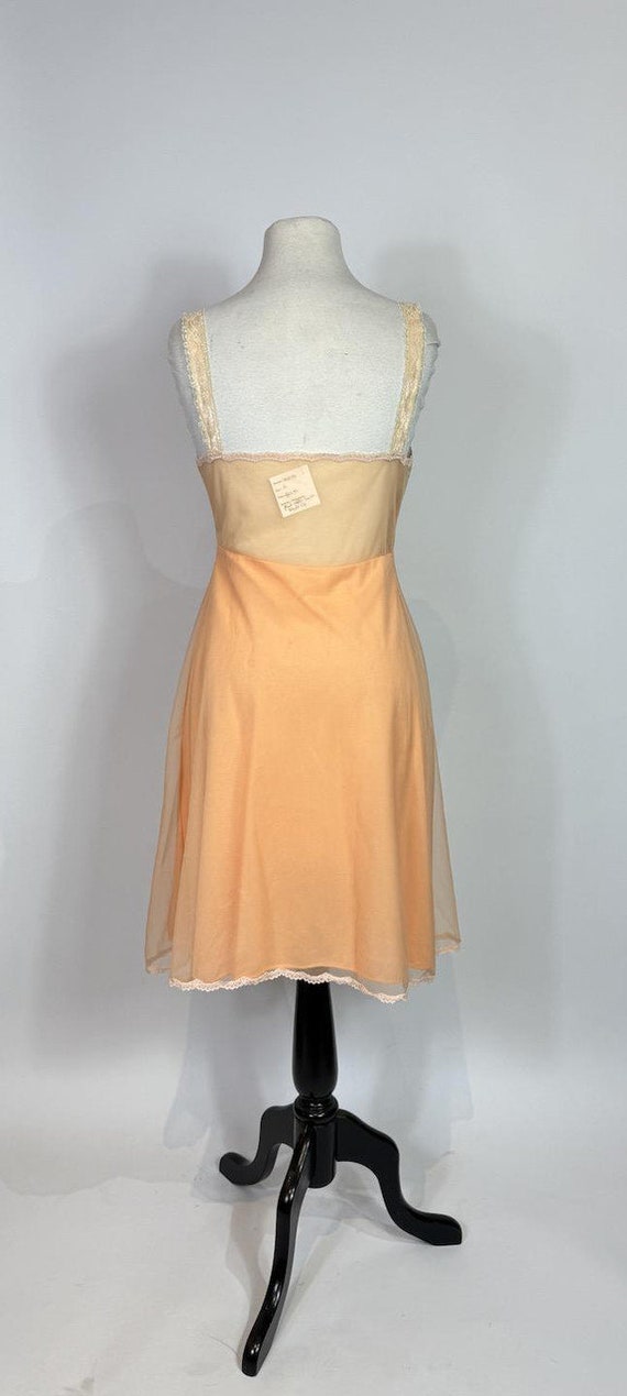 1950s - 1960s Orange Nylon and Lace Babydoll Slip… - image 5