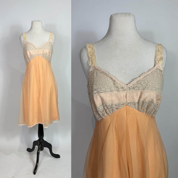 1950s - 1960s Orange Nylon and Lace Babydoll Slip… - image 1