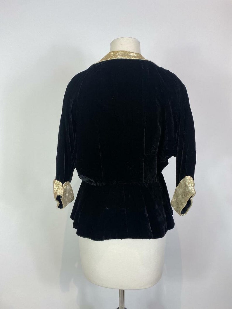 1940s Velvet with Gold Brocade Pearl Embellished Jacket image 3