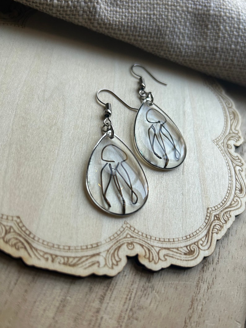 Abstract jellyfish earrings, jewelry, resin jewelry, resin earrings, one line art, one line drawing, dangle earrings, wire art image 1