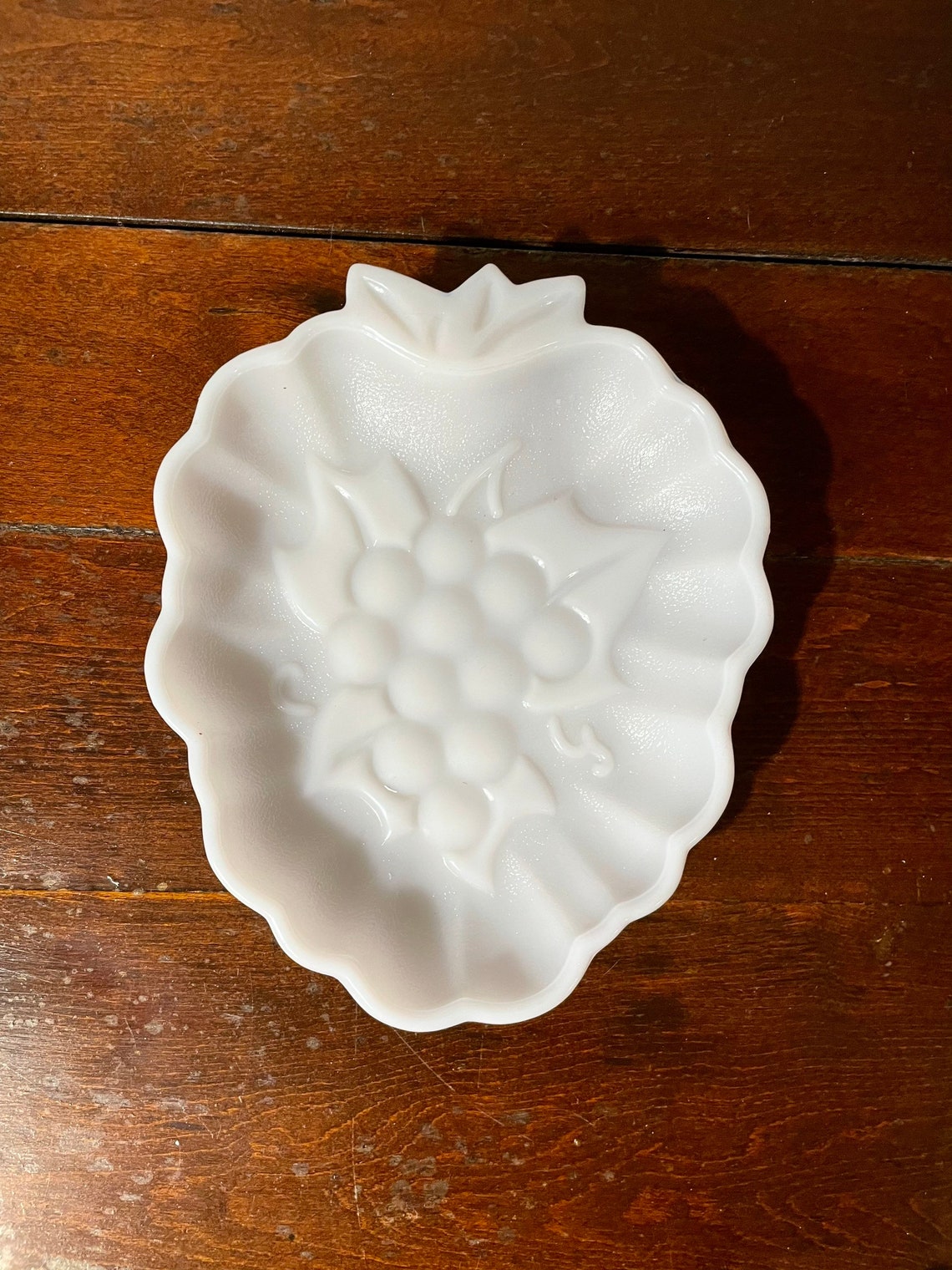 Vintage Milk Glass Hazel Atlas White Serving Plates 2 Grapes Etsy