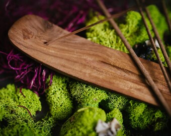 Path of HornWhistle Incense - RPG Inspired Basil and Oud Scent