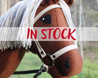 Hobby horse A3 CHESTNUT URSULA with bridle and reins cheap stickhorse stekenpferd