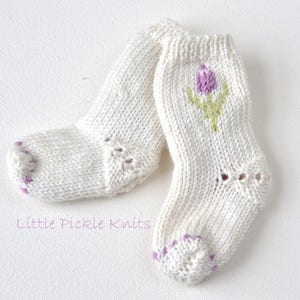 SIMPLE Baby sock knitting pattern Little Tulip.