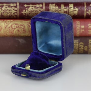 Antique Ring Box Blue Velvet Engagement or Wedding Ring Box