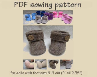 Schnittmusterschuhe für Waldorfpuppen mit Fußlänge 5 bis 6 cm. Digitales PDF-Muster mit Arbeitsbeschreibung. Sprache: Englisch.