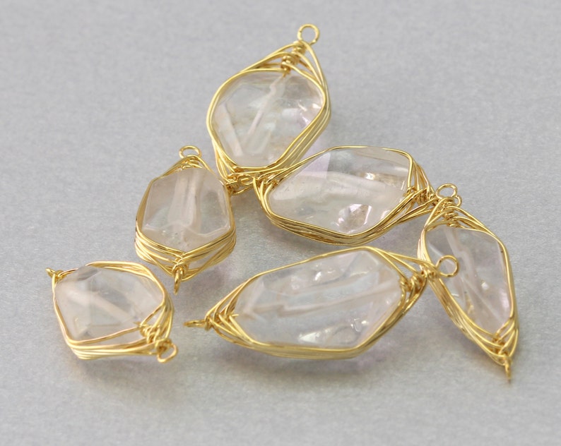 10 Pieces G3002G-CR010 Brass Framed Polished Gold Plated Crystal Gemstone Connector