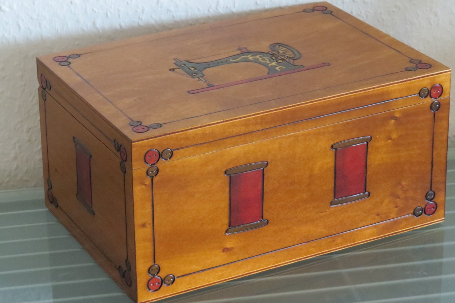 Classic Small Shaker Sewing Box of Poplar, Silk & Leather, late