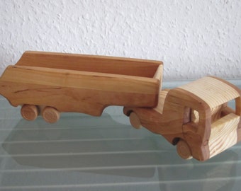 Ancien Camion Benne Des Années 50 - Déjà Traité Contre Les Xylophènes, Pare-chocs En Bois D’époque, Super Pour Déco Ou Collection