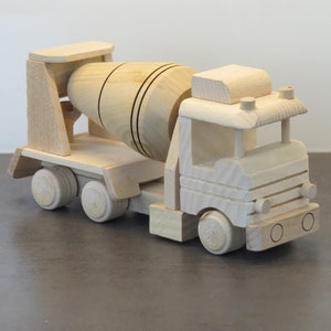 Cement mixer truck car model car construction site vehicle wood rarely very large handcraft