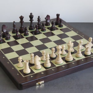 Very noble chess chess game Junior chessboard wood handmade SET brown