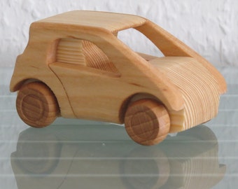 Kleinwagen Auto PKW Holz